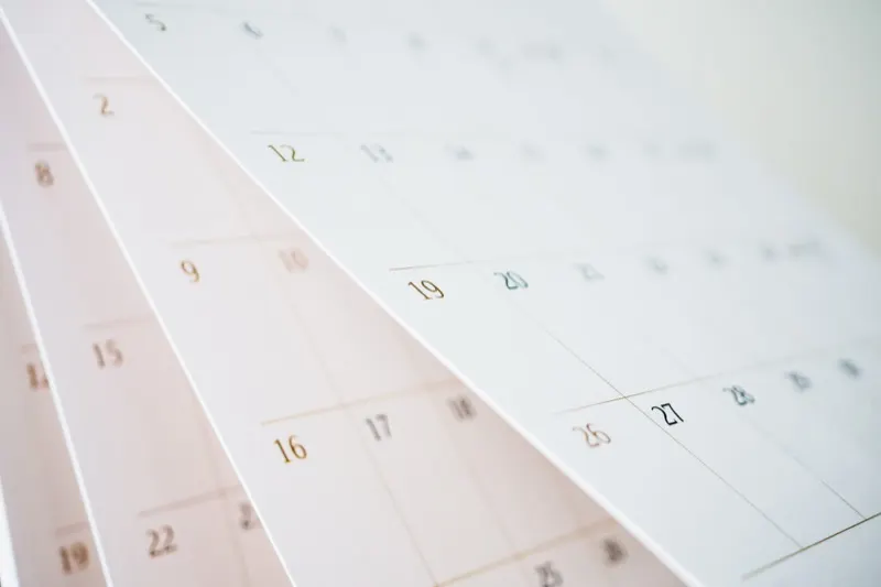 Calendar pages turning
